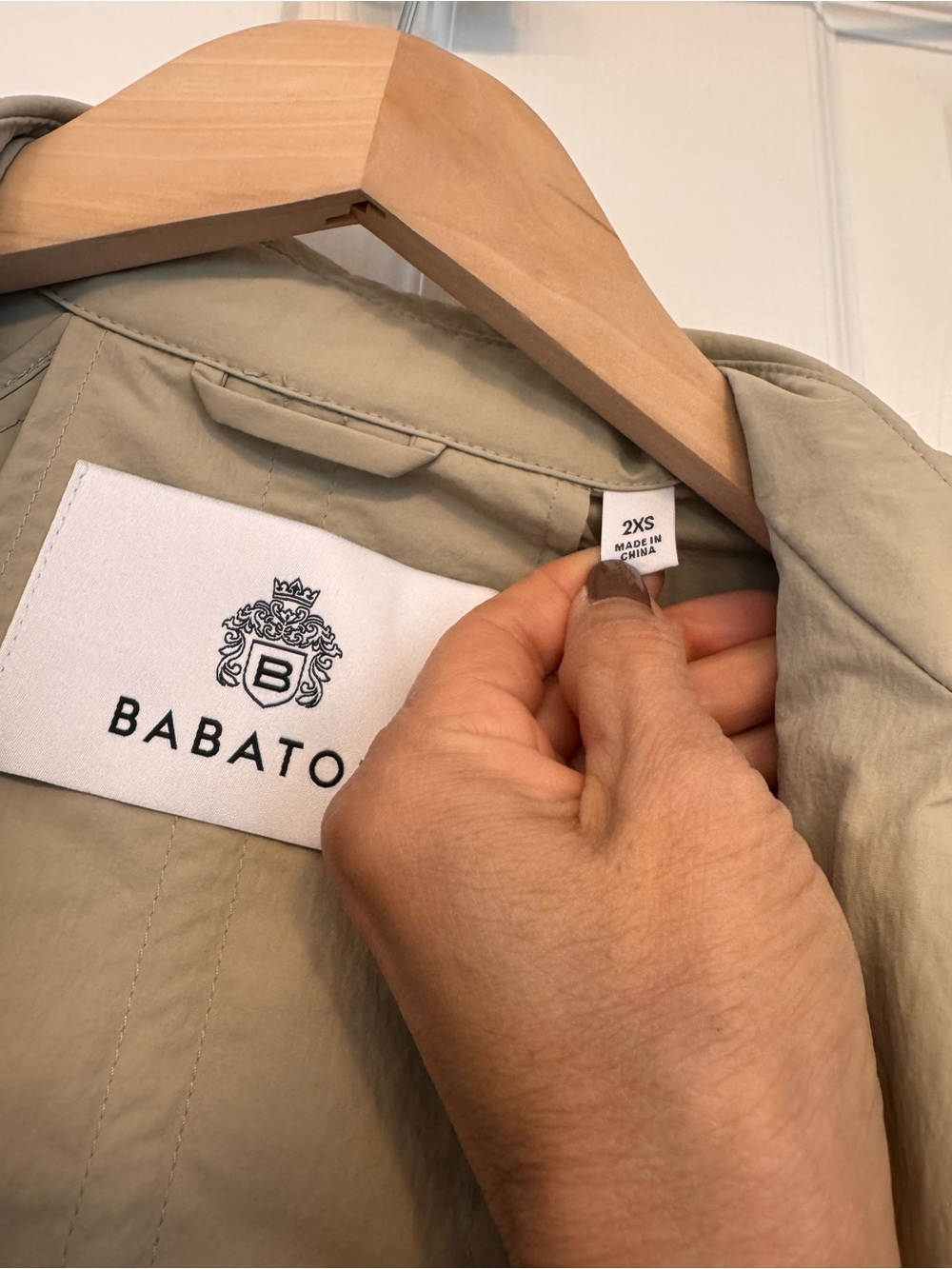 New - Aritzia Tan Long Double-Breasted Trench Coat - Picture 5 of 8